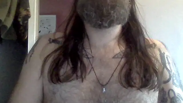 Snapshot of Thrillhouse chatting on October 2, 2:24 pm Thrillhouse online show from October 2, 2:24 pm