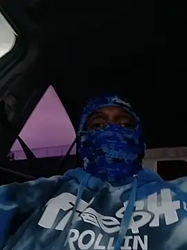 Snapshot of Annonymous607 chatting on November 17, 12:27 am Annonymous607 online show from November 17, 12:27 am