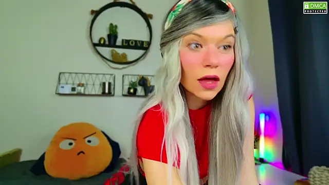 Kittychatte online show from December 11, 8:28 pm