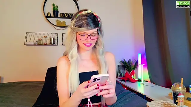 Kittychatte online show from March 22, 9:02 am