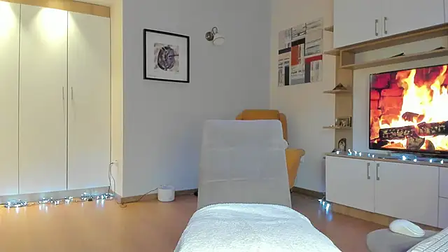 bellahot77 online show from December 15, 12:38 pm