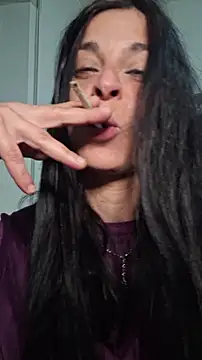 patatinahot87 online show from April 21, 3:50 pm