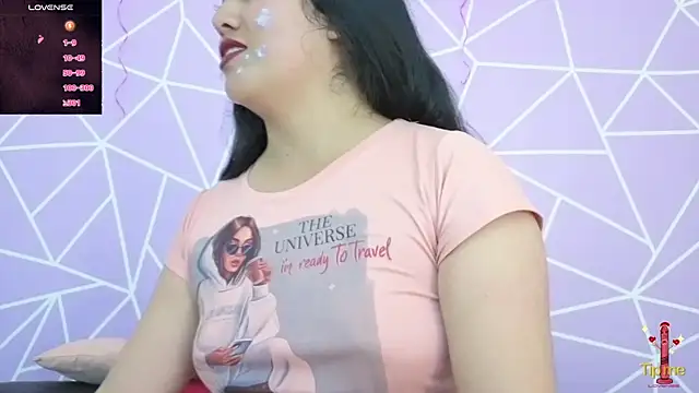 altheamoore online show from December 5, 8:49 pm