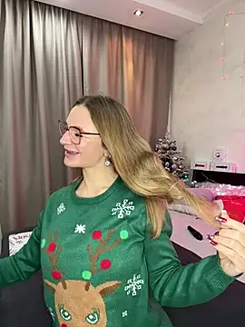 Milf Tea online show from December 25, 12:59 am