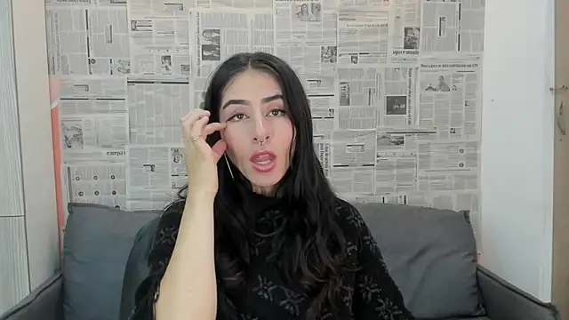 Snapshot of Mhelanny2 chatting on January 12, 3:03 pm Mhelanny2 online show from January 12, 3:03 pm