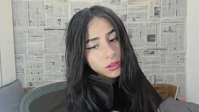 Snapshot of Mhelanny2 chatting on January 15, 6:40 pm Mhelanny2 online show from January 15, 6:40 pm