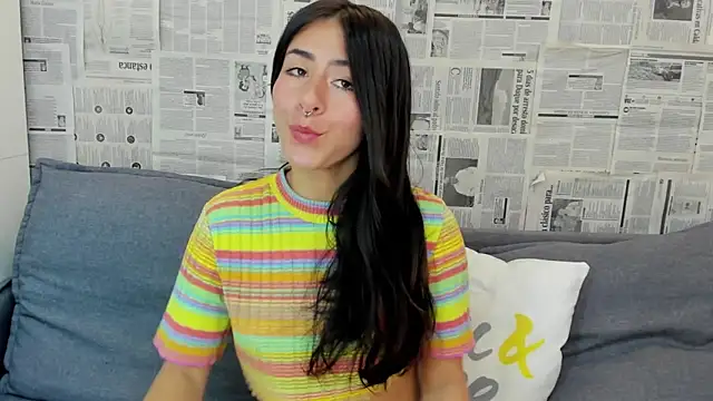 Snapshot of Mhelanny2 chatting on January 25, 9:25 pm Mhelanny2 online show from January 25, 9:25 pm