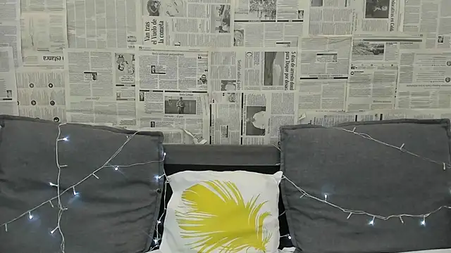 Snapshot of Mhelanny2 chatting on January 29, 8:35 pm Mhelanny2 online show from January 29, 8:35 pm