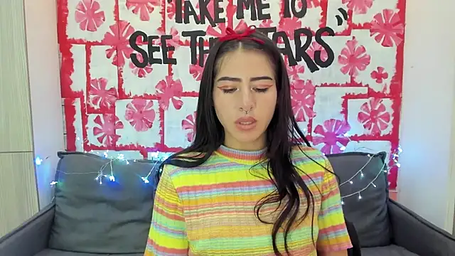 Snapshot of Mhelanny2 chatting on February 6, 11:48 pm Mhelanny2 online show from February 6, 11:48 pm