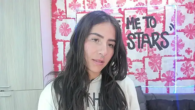 Snapshot of Mhelanny2 chatting on March 1, 2:26 am Mhelanny2 online show from March 1, 2:26 am