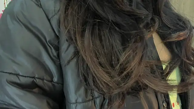 Snapshot of Mhelanny2 chatting on March 8, 9:39 am Mhelanny2 online show from March 8, 9:39 am