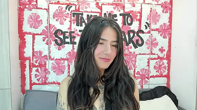 Snapshot of Mhelanny2 chatting on March 13, 9:43 am Mhelanny2 online show from March 13, 9:43 am