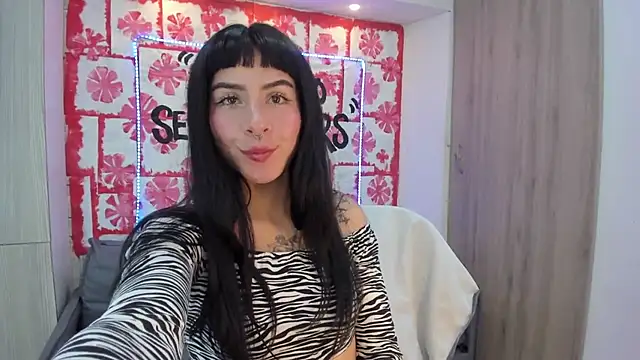 Snapshot of Mhelanny2 chatting on March 15, 11:51 am Mhelanny2 online show from March 15, 11:51 am