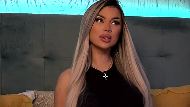 IvyRubens online show from February 20, 11:31 am