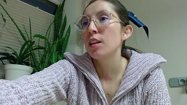 Sophi Cute online show from February 8, 4:04 pm