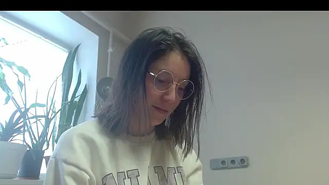 Sophi Cute online show from February 26, 1:41 pm