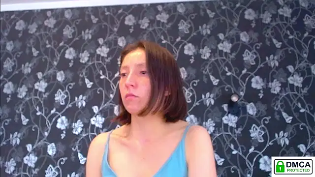 Sophi Cute online show from June 9, 11:00 am