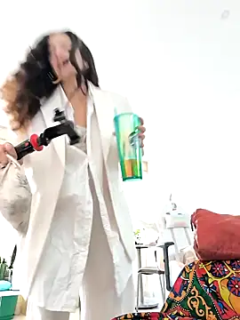 Sam Sara online show from March 22, 5:38 pm