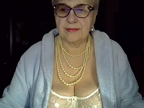 Snapshot of SweetCherry27 chatting on February 14, 4:26 am SweetCherry27 online show from February 14, 4:26 am