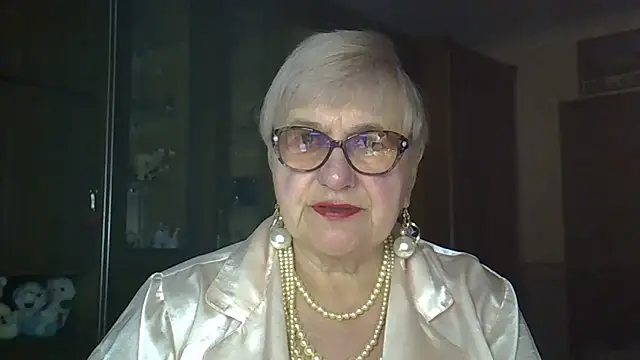 Snapshot of SweetCherry27 chatting on March 4, 4:20 pm SweetCherry27 online show from March 4, 4:20 pm