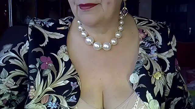 Snapshot of SweetCherry27 chatting on March 19, 4:47 am SweetCherry27 online show from March 19, 4:47 am