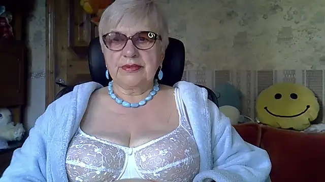 SweetCherry27 online show from April 22, 4:04 am