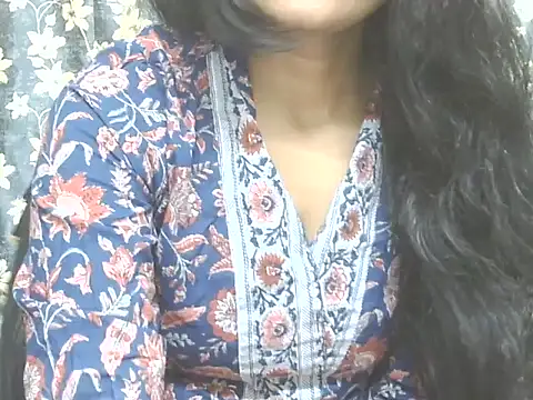 Snapshot of Supriya201 chatting on May 2, 3:06 pm Supriya201 online show from May 2, 3:06 pm