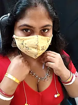 Snapshot of Sophiaboudi chatting on October 6, 6:05 pm Sophiaboudi online show from October 6, 6:05 pm