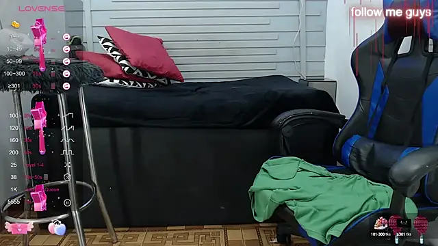 evelin zaens online show from March 13, 10:26 am