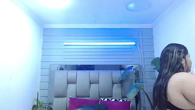 evelin zaens online show from April 18, 4:16 am