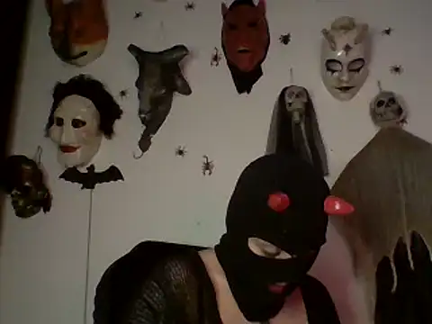 FeticheMacabre online show from March 16, 7:04 am