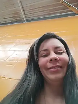 Snapshot of johannatb chatting on July 5, 7:54 pm johannatb online show from July 5, 7:54 pm
