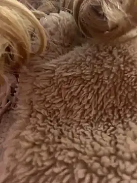 MessyNastyQueen online show from December 15, 4:04 pm