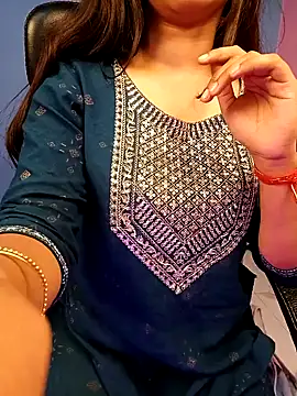 Snapshot of Aditi_1 chatting on February 5, 3:13 am Aditi 1 online show from February 5, 3:13 am