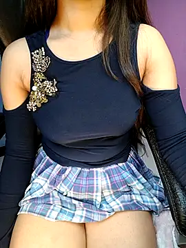 Snapshot of Aditi_1 chatting on September 9, 2:33 am Aditi 1 online show from September 9, 2:33 am