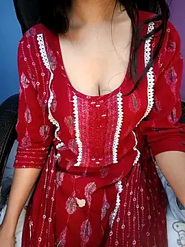 Snapshot of Aditi_1 chatting on November 7, 4:01 am Aditi 1 online show from November 7, 4:01 am