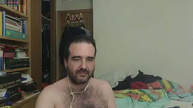 curiosillo83 online show from September 28, 3:01 am