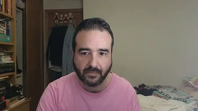 curiosillo83 online show from November 2, 12:29 pm