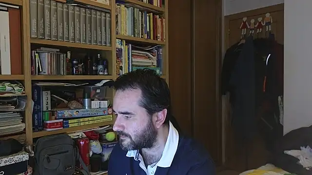 curiosillo83 online show from March 19, 6:01 pm