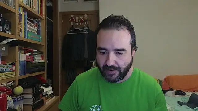 curiosillo83 online show from June 20, 8:39 am