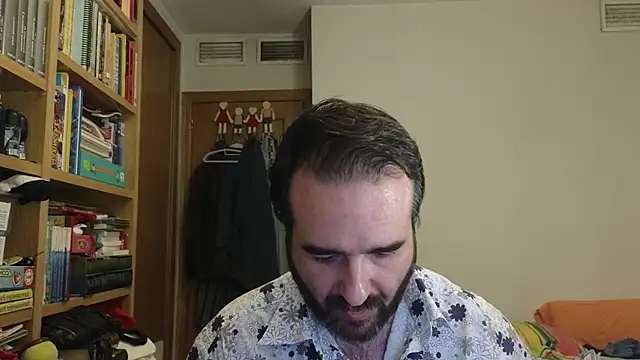 curiosillo83 online show from July 21, 1:46 pm
