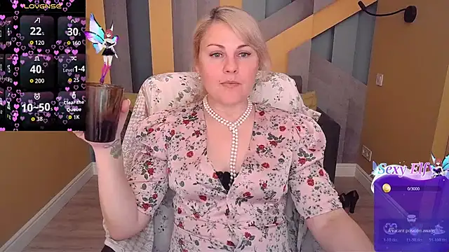 Snapshot of Candy_Long chatting on May 24, 6:24 pm Candy Long online show from May 24, 6:24 pm