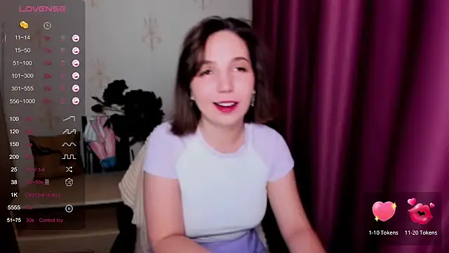 KindHazelHere  online show from February 22, 4:09 pm