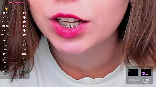 KindHazelHere  online show from February 28, 6:21 am