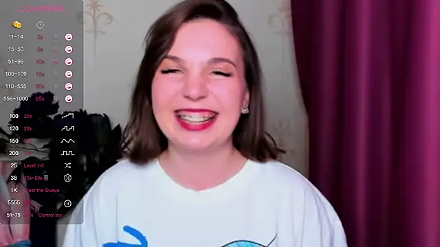 KindHazelHere  online show from March 13, 5:22 am