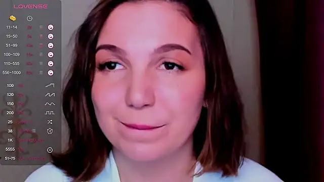 KindHazelHere  online show from March 20, 11:12 pm