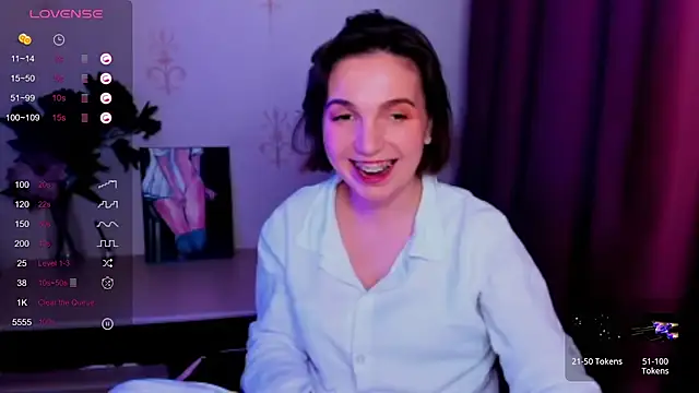 KindHazelHere  online show from October 22, 10:31 pm