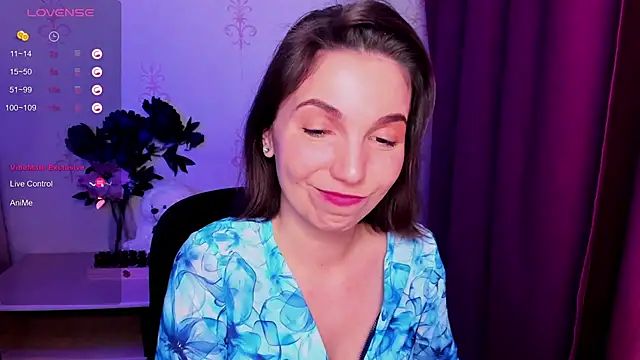 KindHazelHere  online show from February 19, 6:31 am