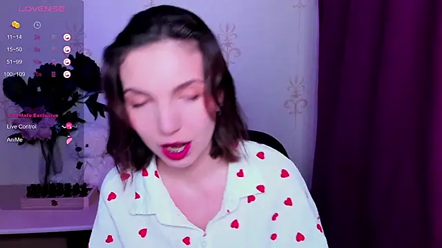 KindHazelHere  online show from March 7, 10:18 pm