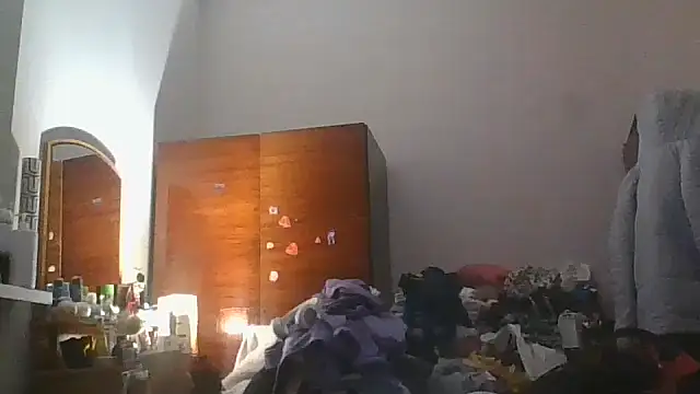 ShawnaAdams online show from December 3, 8:40 pm